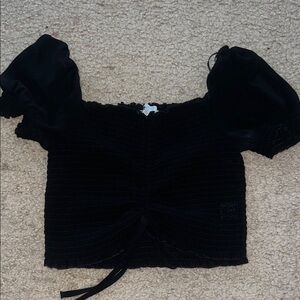 Love Tree Black Puff Sleeve Crop Top